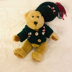 Vintage Chrisha Christmas Playful Plush